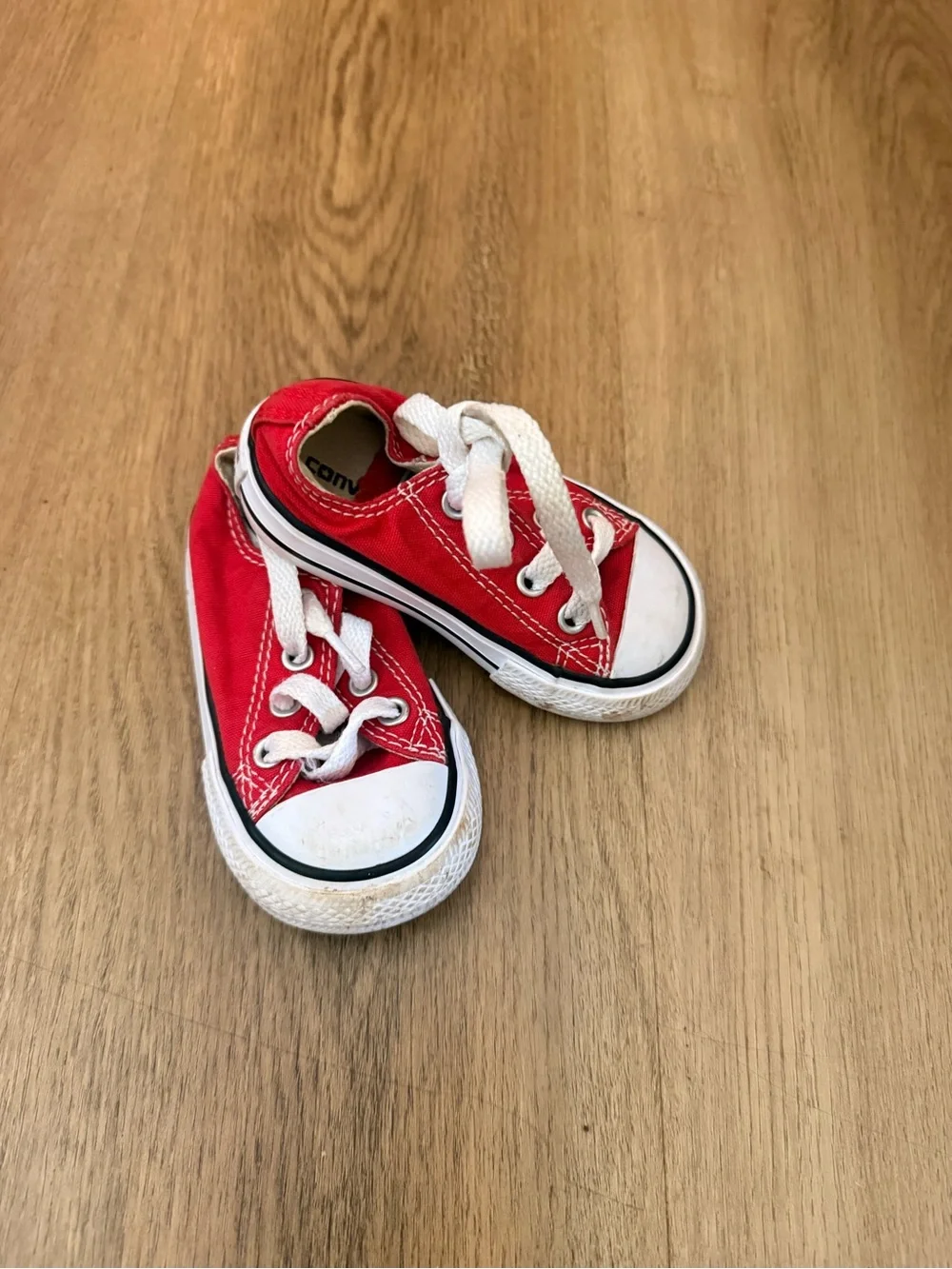 Red Converse